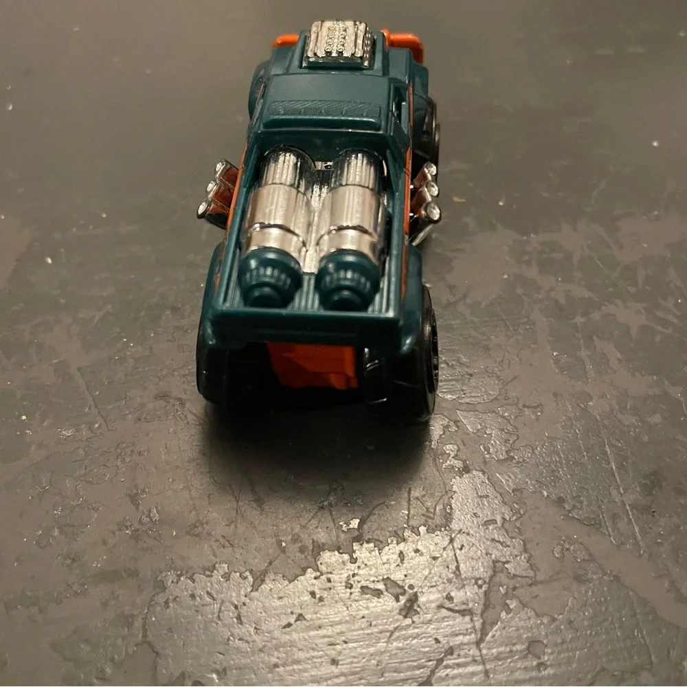 Zuro Metal Machines Tst, Hong Kong 2011 Teal and Orange Toy Truck